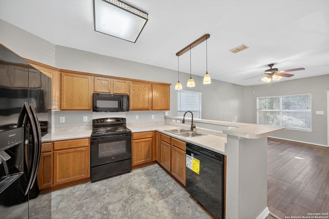 7230 Painter Way, San Antonio, TX 78240