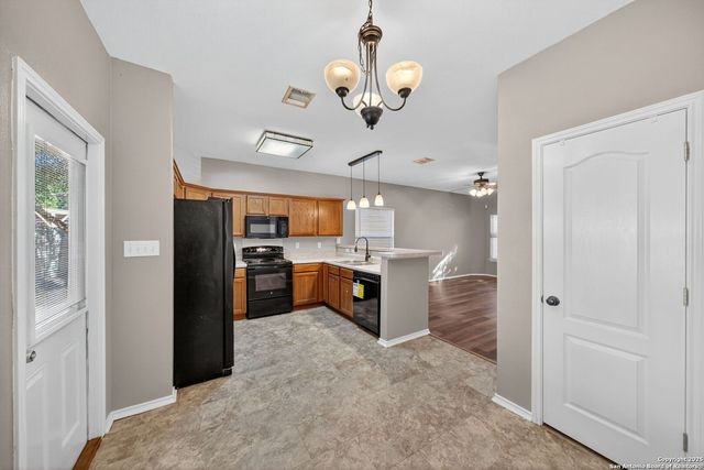 7230 Painter Way, San Antonio, TX 78240