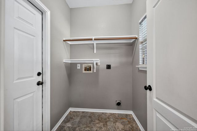 7230 Painter Way, San Antonio, TX 78240