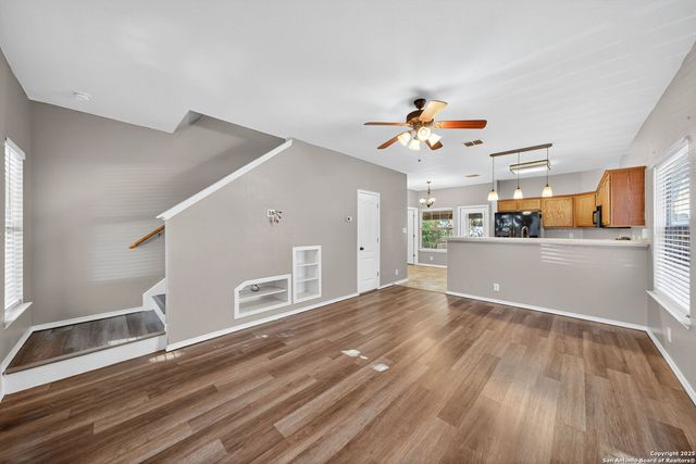 7230 Painter Way, San Antonio, TX 78240