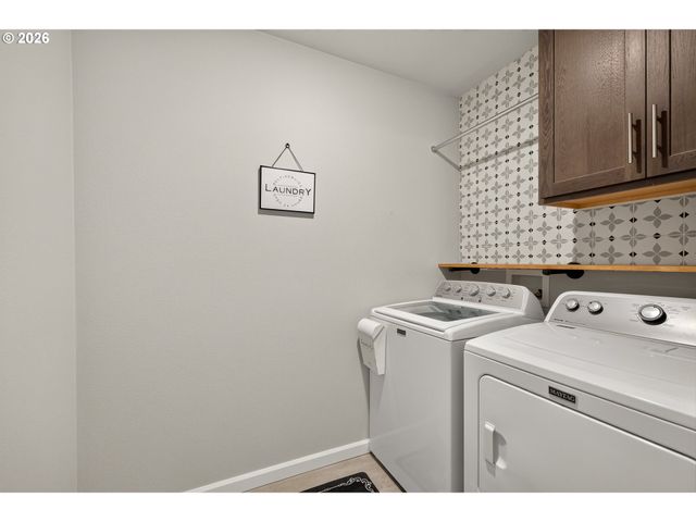 662 E TAFT St, Carlton, OR 97111