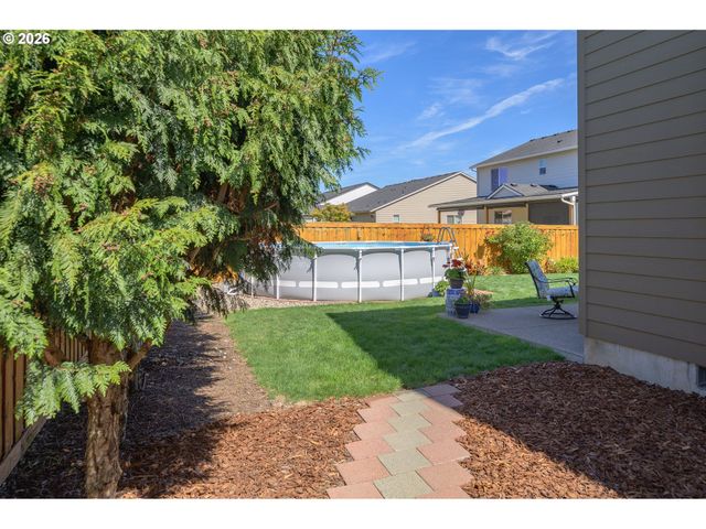 662 E TAFT St, Carlton, OR 97111