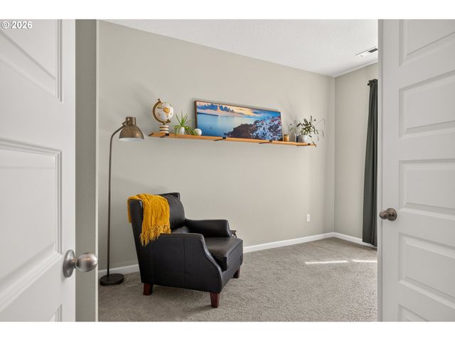 662 E TAFT St, Carlton, OR 97111
