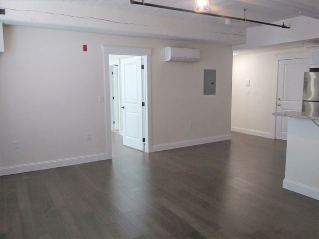 45 Summer 102, Leominster, MA 01453