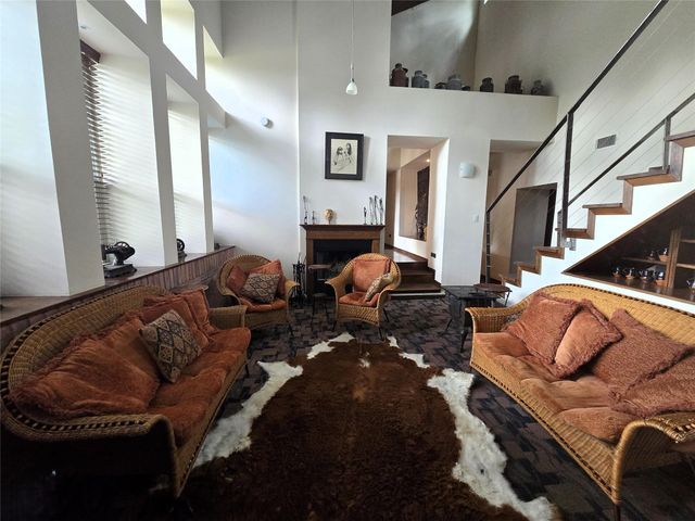3231 Hemingway Drive, Montgomery, TX 77356