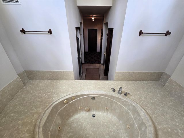 3231 Hemingway Drive, Montgomery, TX 77356