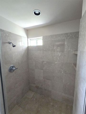3231 Hemingway Drive, Montgomery, TX 77356