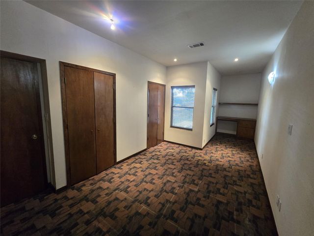 3231 Hemingway Drive, Montgomery, TX 77356