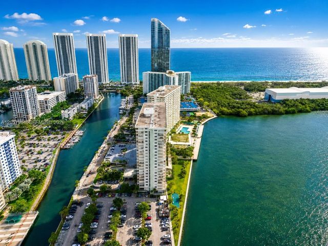 300 Bayview Dr 807, Sunny Isles Beach, FL 33160