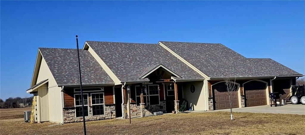 1001 Orchid Street, Garden City, MO 64747