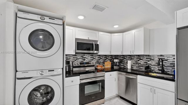 2845 SW 67th Ave, Miami, FL 33155