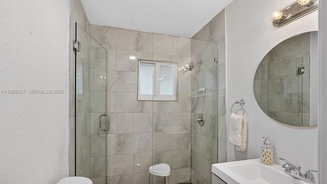 2845 SW 67th Ave, Miami, FL 33155