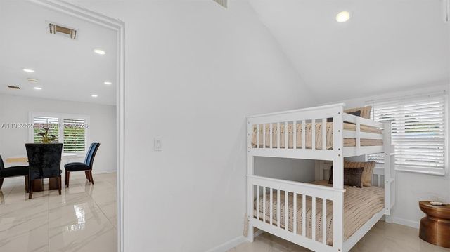 2845 SW 67th Ave, Miami, FL 33155