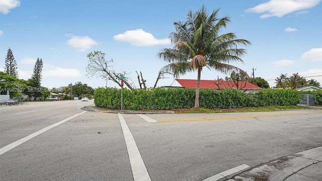 2845 SW 67th Ave, Miami, FL 33155