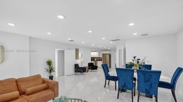 2845 SW 67th Ave, Miami, FL 33155