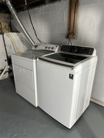 2364 Saylor Road, Des Moines, IA 50313