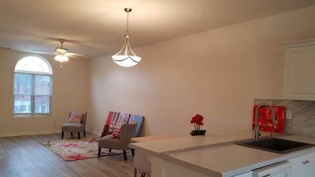4210 Oakwood Rd B2, Oakwood, GA 30566