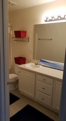 4210 Oakwood Rd B2, Oakwood, GA 30566