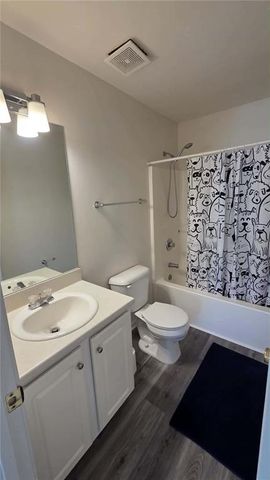 4210 Oakwood Rd B2, Oakwood, GA 30566