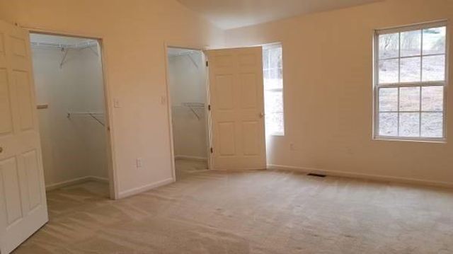 4210 Oakwood Rd B2, Oakwood, GA 30566