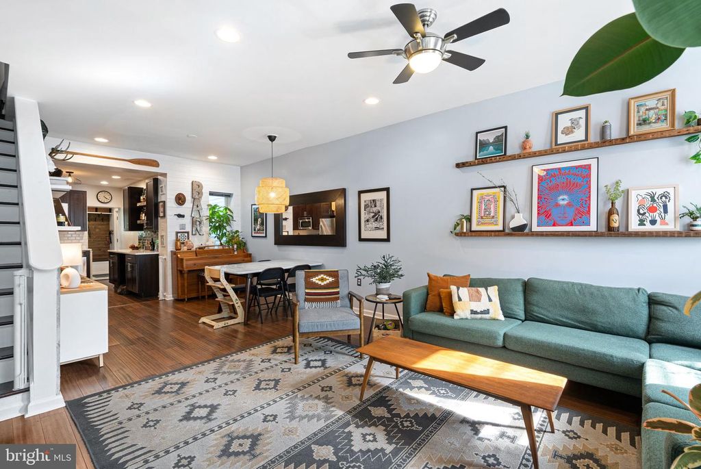 2054 CORAL ST, PHILADELPHIA, PA 19125 — photo 2