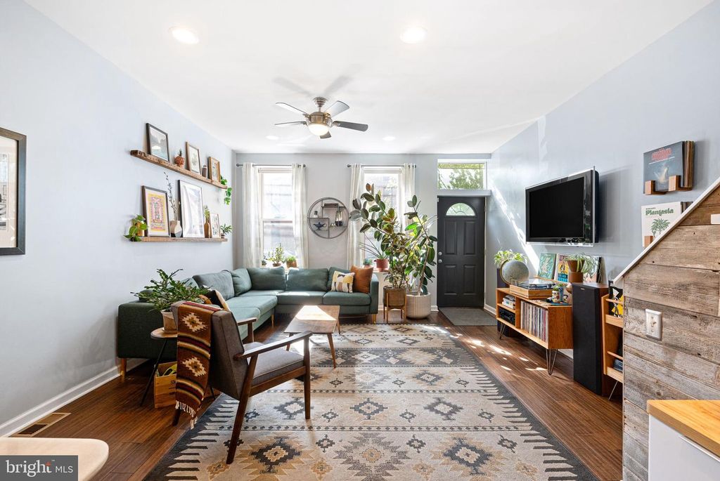 2054 CORAL ST, PHILADELPHIA, PA 19125 — photo 4