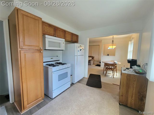 22246 Champaign Street, Taylor, MI 48180