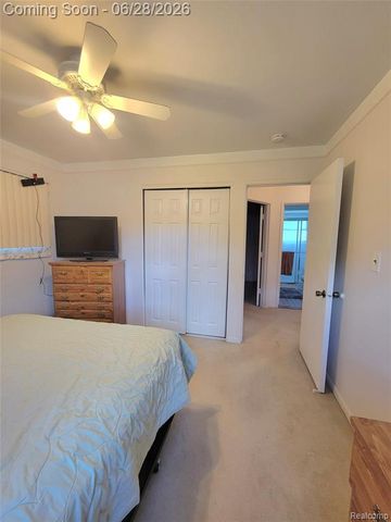 22246 Champaign Street, Taylor, MI 48180