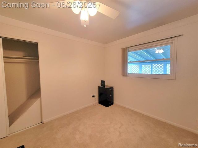 22246 Champaign Street, Taylor, MI 48180