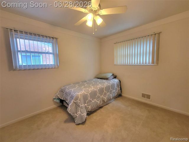 22246 Champaign Street, Taylor, MI 48180