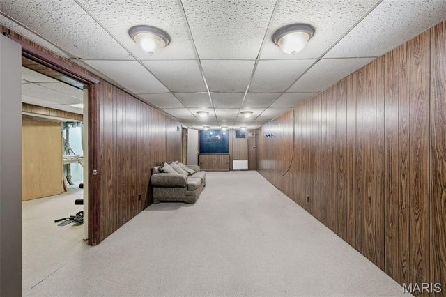 2701 Woodbury Drive, Mehlville, MO 63125