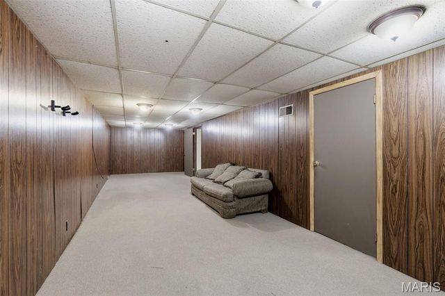 2701 Woodbury Drive, Mehlville, MO 63125