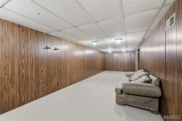 2701 Woodbury Drive, Mehlville, MO 63125