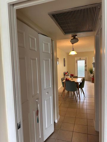 1090 Cornwall E, Boca Raton, FL 33434
