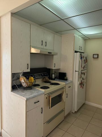 1090 Cornwall E, Boca Raton, FL 33434