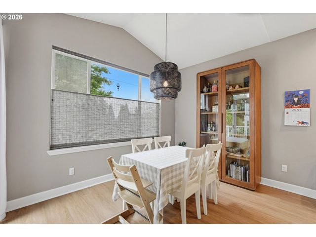 13620 Sw BLUE SPRUCE Ct, Portland, OR 97224