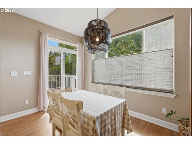 13620 Sw BLUE SPRUCE Ct, Portland, OR 97224