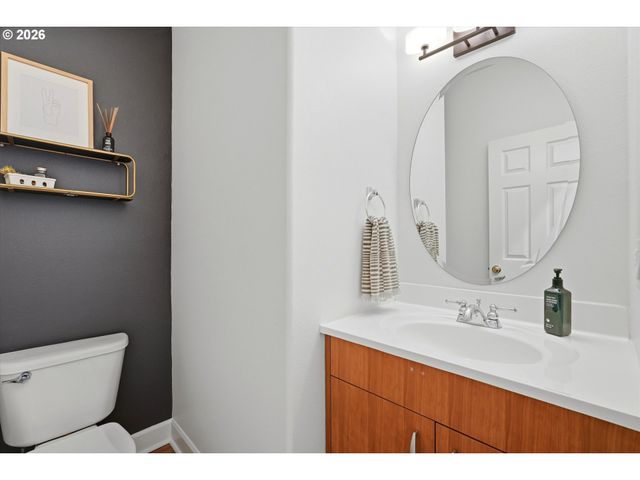 13620 Sw BLUE SPRUCE Ct, Portland, OR 97224