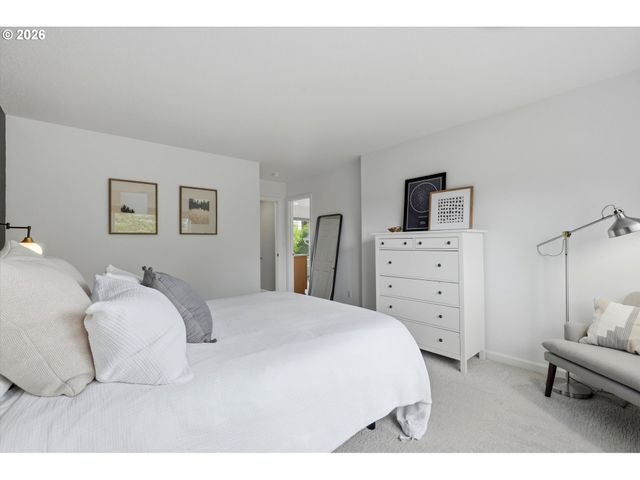 13620 Sw BLUE SPRUCE Ct, Portland, OR 97224