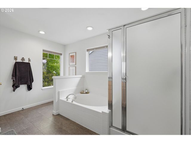 13620 Sw BLUE SPRUCE Ct, Portland, OR 97224