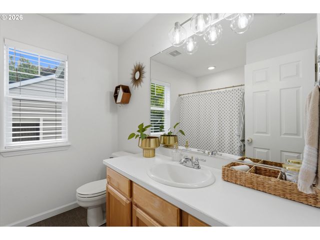 13620 Sw BLUE SPRUCE Ct, Portland, OR 97224