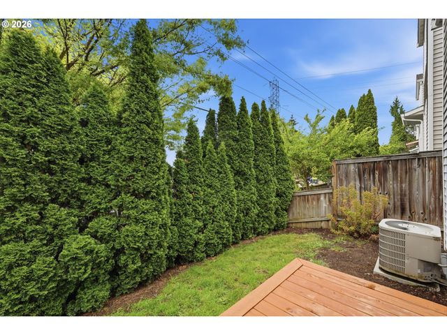 13620 Sw BLUE SPRUCE Ct, Portland, OR 97224