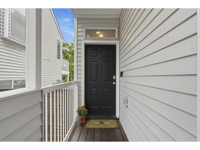 13620 Sw BLUE SPRUCE Ct, Portland, OR 97224
