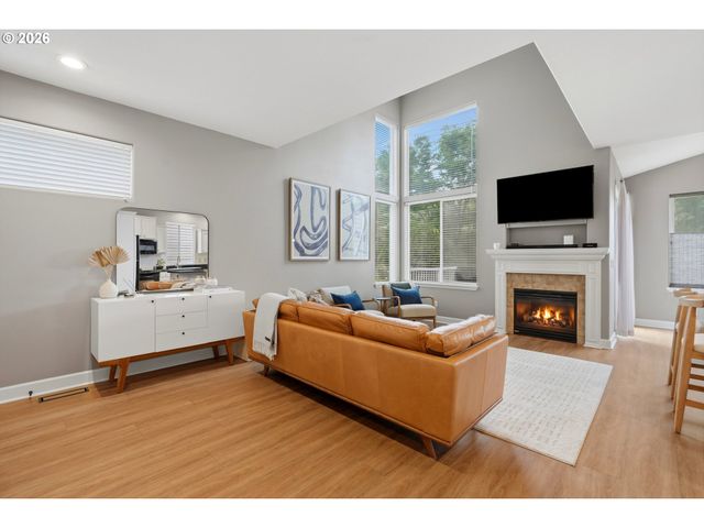 13620 Sw BLUE SPRUCE Ct, Portland, OR 97224