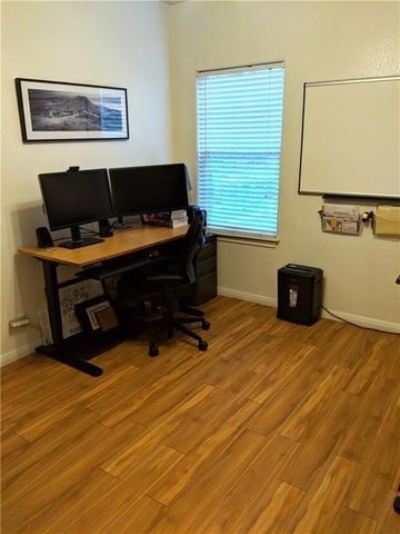 5501 Duval B ST B, Austin, TX 78751