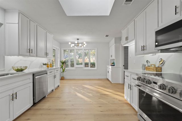 1 Spring Valley Court, Richardson, TX 75081