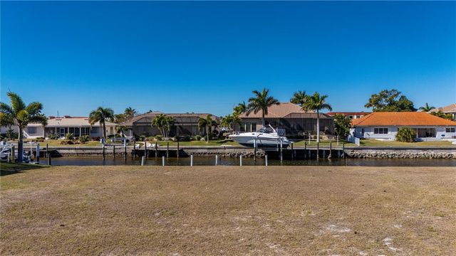 7 TROPICANA DRIVE, Punta Gorda, FL 33950