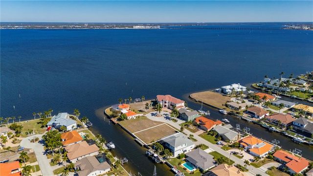 7 TROPICANA DRIVE, Punta Gorda, FL 33950
