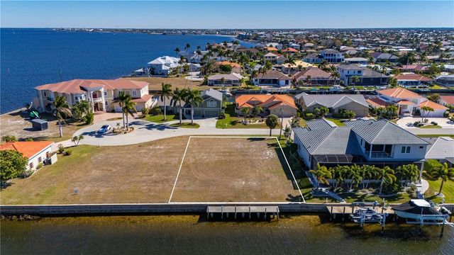 7 TROPICANA DRIVE, Punta Gorda, FL 33950
