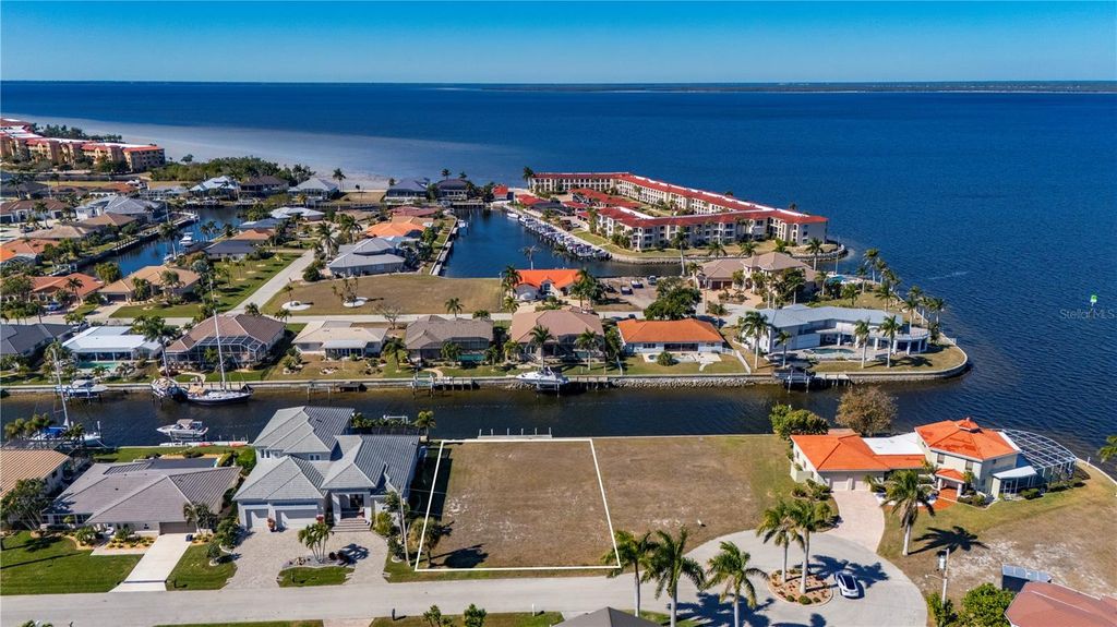 7 TROPICANA DRIVE, Punta Gorda, FL 33950